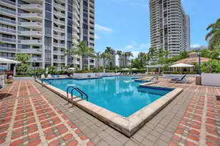 1000 Island Blvd, Aventura, FL 33160 - Photo 47