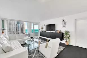 400 South Pointe Dr, Miami Beach, FL 33139 - Photo 1