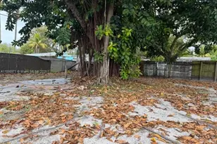 107 Allen Rd, West Park, FL 33023 - Photo 13