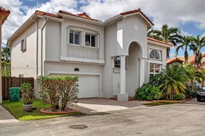 11244 NW 58th Ter, Doral, FL 33178 - Photo 1