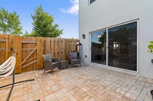 377 NE 1st Dr, Florida City, FL 33034 - Photo 19