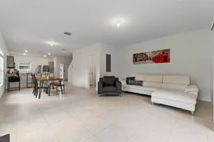 377 NE 1st Dr, Florida City, FL 33034 - Photo 17