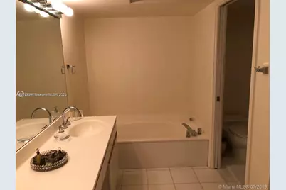 3530 Mystic Pointe Dr #1008, Aventura, FL 33180 - Photo 13