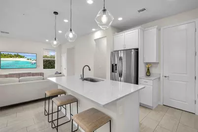 1436 Silk Oak Dr, Hollywood, FL 33021 - Photo 5