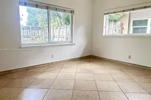 1753 NE 18th St, Fort Lauderdale, FL 33305 - Photo 9