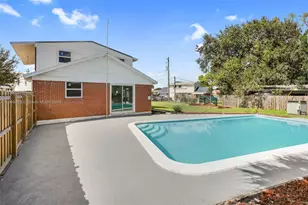 917 Orange Dr, Lake Park, FL 33403 - Photo 31
