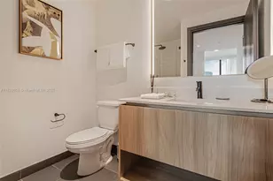 398 NE 5th St, Miami, FL 33132 - Photo 21