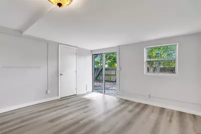 6860 SW 18th Ct, North Lauderdale, FL 33068 - Photo 11