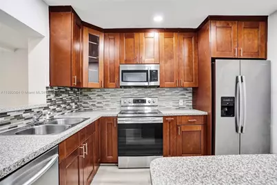 6860 SW 18th Ct, North Lauderdale, FL 33068 - Photo 21