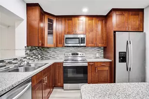 6860 SW 18th Ct, North Lauderdale, FL 33068 - Photo 21