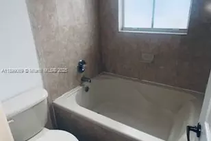 7611 NW 115th Ct, Doral, FL 33178 - Photo 13