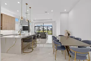 8317 Essex Country Clb Dr, Boca Raton, FL 33434 - Photo 3