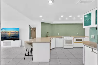 2425 Presidential Way #2003, West Palm Beach, FL 33401 - Photo 13