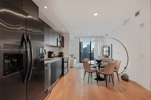 398 NE 5th St, Miami, FL 33132 - Photo 9