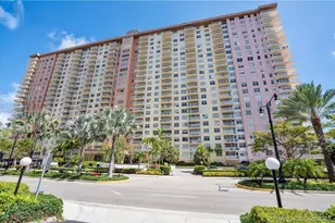 251 174th St, Sunny Isles Beach, FL 33160 - Photo 27
