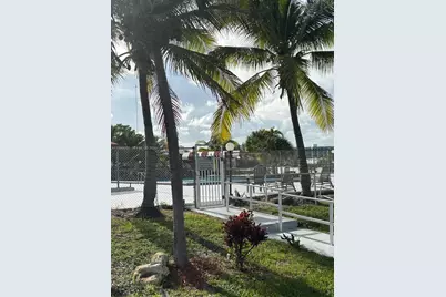 20320 NE 2nd Ave #7, Miami Gardens, FL 33179 - Photo 5