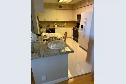 3530 N Mystic Pointe Dr #2307, Aventura, FL 33180 - Photo 5