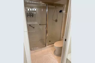 3530 N Mystic Pointe Dr #2307, Aventura, FL 33180 - Photo 9