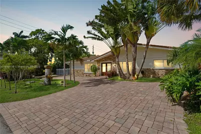 3901 NE 25th Ave, Lighthouse Point, FL 33064 - Photo 1
