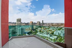 300 South Pointe Dr, Miami Beach, FL 33139 - Photo 27