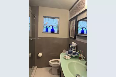 901 SW 19th Ave, Miami, FL 33135 - Photo 39