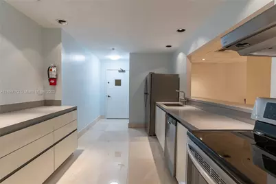540 Brickell Key Dr #202, Miami, FL 33131 - Photo 29