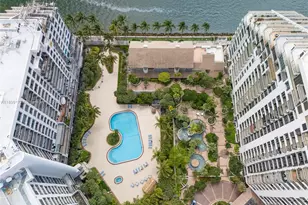 540 Brickell Key Dr, Miami, FL 33131 - Photo 9