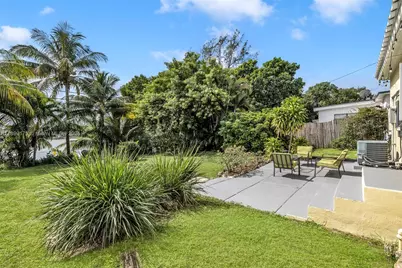 1860 NE 157th Ter, North Miami Beach, FL 33162 - Photo 27