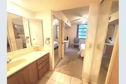 1705 Whitehall Dr #304, Davie, FL 33324 - Photo 19