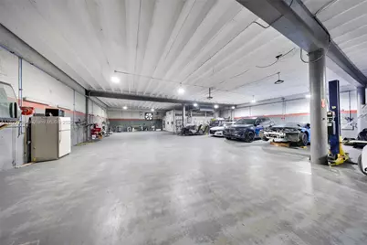 2600 Ali Baba Ave, Opa-Locka, FL 33054 - Photo 9