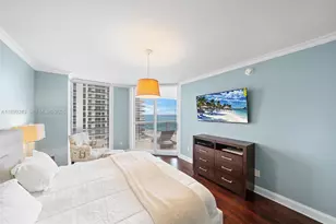 4775 Collins Ave, Miami Beach, FL 33140 - Photo 15