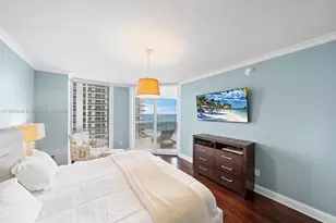 4775 Collins Ave, Miami Beach, FL 33140 - Photo 15