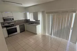 10776 NW 84th Ln, Doral, FL 33178 - Photo 7
