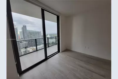 45 SW 9th St #3404, Miami, FL 33130 - Photo 27