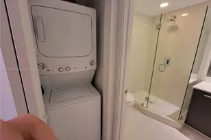 45 SW 9th St, Miami, FL 33130 - Photo 13