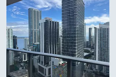 45 SW 9th St #3404, Miami, FL 33130 - Photo 1