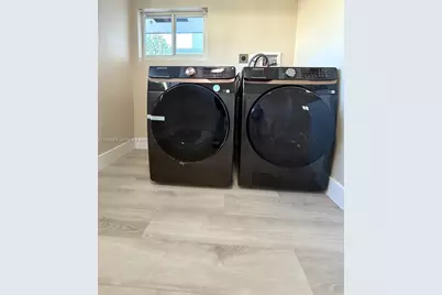 716 NE 7th St #A, Hallandale Beach, FL 33009 - Photo 7