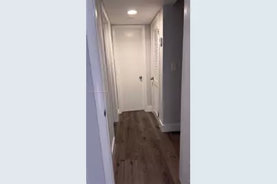 2330 NW 11th St #46, Miami, FL 33125 - Photo 9