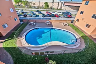 2330 NW 11th St, Miami, FL 33125 - Photo 11