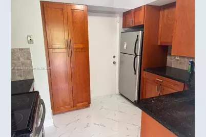 6060 S Falls Cir Dr #308, Lauderhill, FL 33319 - Photo 3