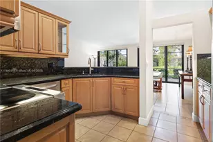 3709 Alcantara Ave, Doral, FL 33178 - Photo 11