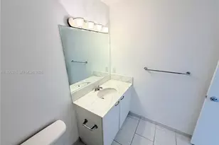 133 NE 2nd Ave, Miami, FL 33132 - Photo 17