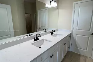 1060 S Capri Ct, Labelle, FL 33935 - Photo 21