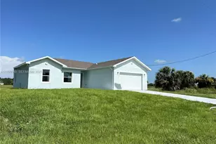 1060 S Capri Ct, Labelle, FL 33935 - Photo 3
