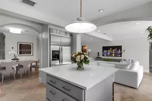 14940 Egan Ln, Miami Lakes, FL 33014 - Photo 35