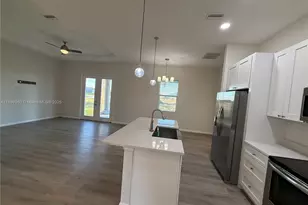 1025 Jupiter Lp, Labelle, FL 33935 - Photo 5