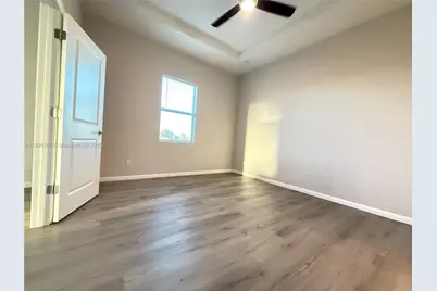 1025 Jupiter Lp, Labelle, FL 33935 - Photo 9