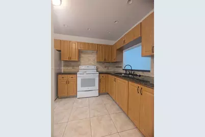 448 Lakeview Dr #2, Weston, FL 33326 - Photo 3