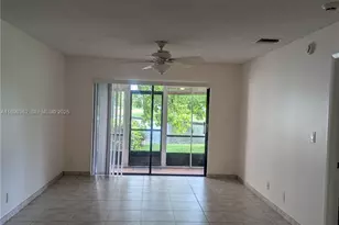 448 Lakeview Dr, Weston, FL 33326 - Photo 5