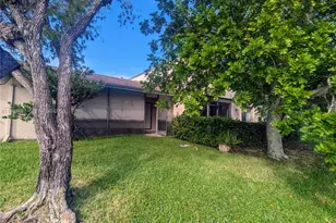 448 Lakeview Dr, Weston, FL 33326 - Photo 17